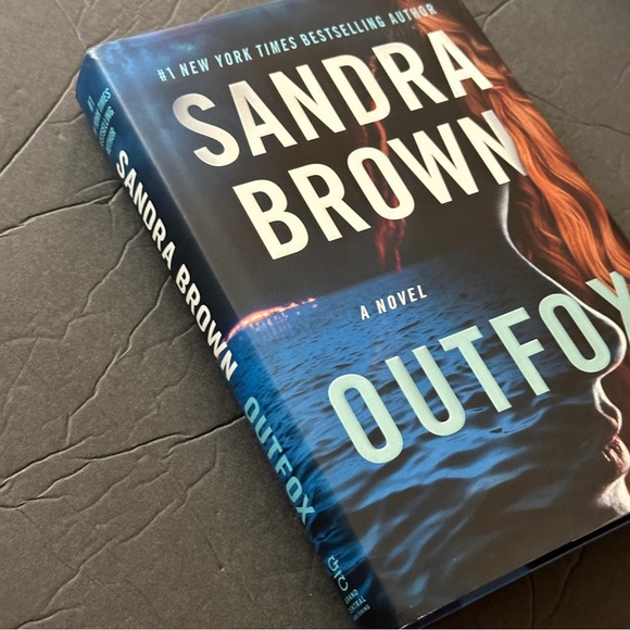 Outfox: A Novel by Sandra Brown | Fiction, Mystery, Romance | Hardcover Book - Picture 5 of 10